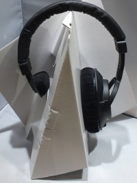 Beyerdynamic DT 252 Single Ear Headphones - Customer Return